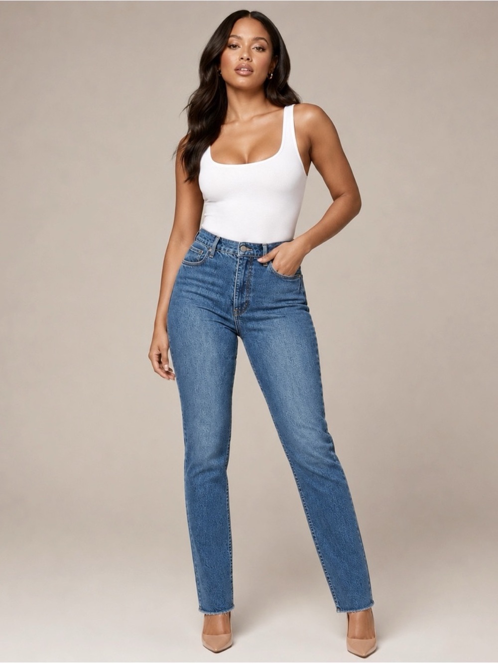 Good American - Good Classic Raw Hem in Classic Medium Blue
